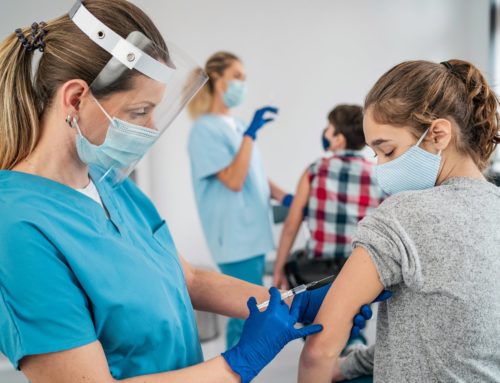 Τι πρέπει να προσέξουν οι γονείς πριν από τον εμβολιασμό των παιδιών – Οι οδηγίες των παιδιάτρων