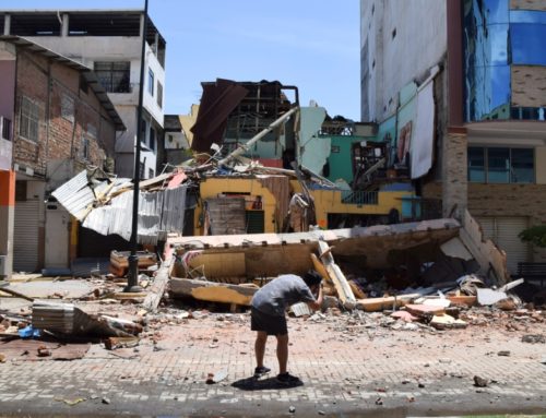 Τουλάχιστον 15 οι νεκροί από τον ισχυρό σεισμό στον Ισημερινό