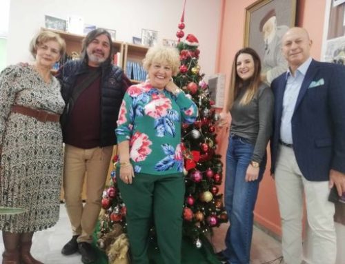 Λουτράκι: Σε χριστουγεννιάτικο κλίμα το ΚΑΠΗ των Αγίων Θεοδώρων – Η επίσκεψη Γκιώνη
