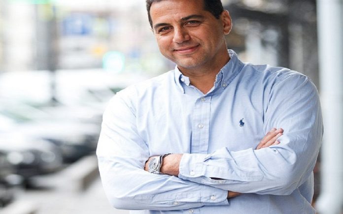 σπύρος καραβούλης
