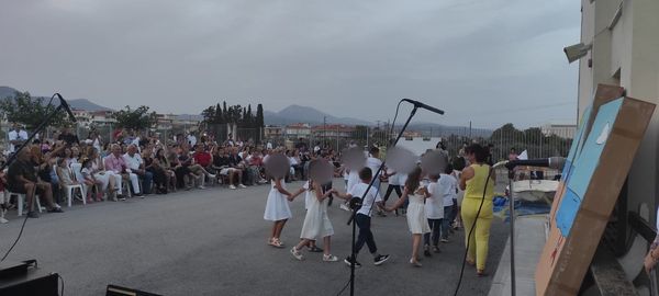 καλοκαιρινή γιορτή