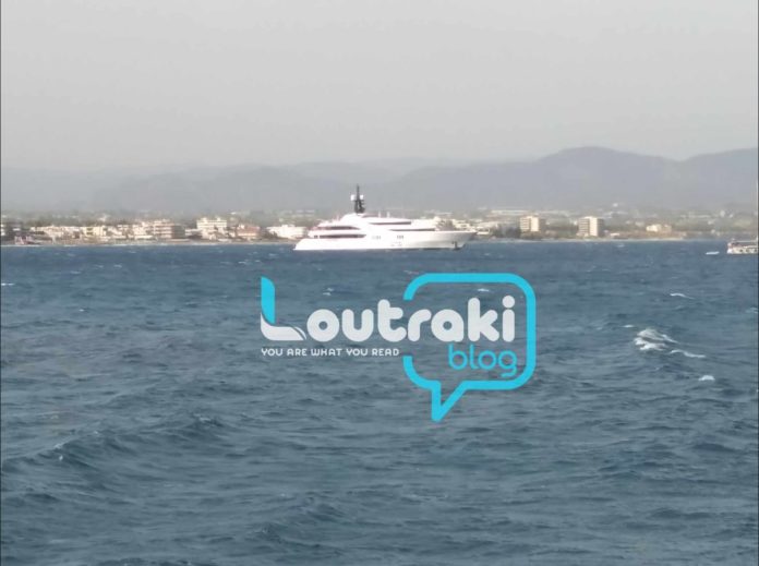Το πολυτελές superyacht  Firebird δεμένο αρόδου στο Λουτράκι(ΦΩΤΟ)