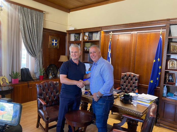 υπογραφή σύμβασης βραχάτι