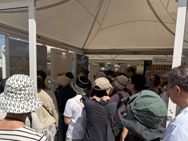 ΛΟΥΤΡΑΚΙ: 14,000 επισκέπτες πέρασαν από το info-kiosk στον Ισθμό!