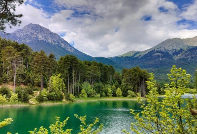 Η λίμνη Δόξα μας καλεί στο πιο καλοκαιρινό φεστιβάλ της Κορινθίας