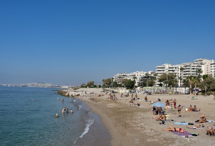 Παλαιό Φάληρο: Μυστήριο με την ταυτότητα του νεκρού κοριτσιού – Μώλωπες και σημάδια στη σορό του εντόπισε ο ιατροδικαστής