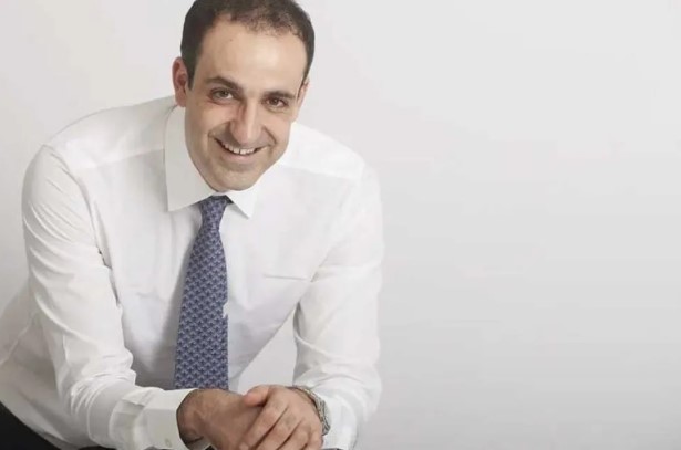 Επιστροφή Δημητριάδη σε Μαξίμου ή Πειραιώς.