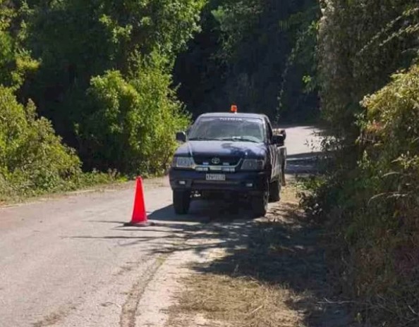 Συνεχίζονται οι καθαρισμοί στο επαρχιακό οδικό δίκτυο της Π.Ε. Κορινθίας από την Περιφέρεια Πελοποννήσου