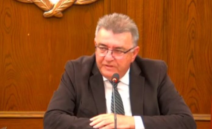 N.Σταυρέλης: Λάθος η κάταργηση των σχολικών επιτροπών. Το γκρέιντερ των 450.000 ευρώ κάθεται (ΒΙΝΤΕΟ)