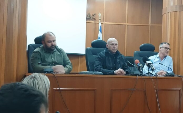 ΛΟΥΤΡΑΚΙ: Τι πρέπει να γίνει για να προχωρήσει η συγχώνευση Ολυμπιακού και ΑΟΛ