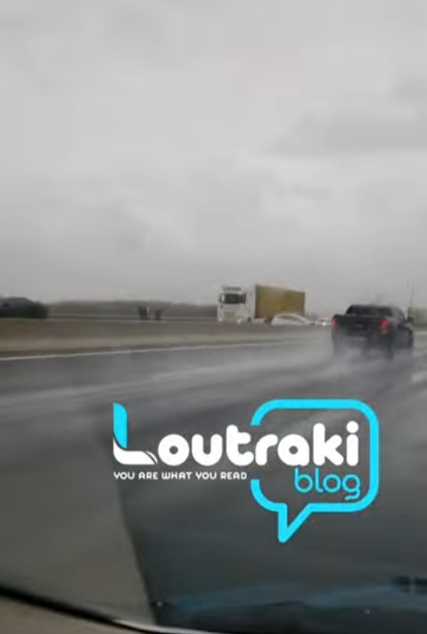 ΚΟΡΙΝΘΟΣ: Ανατροπή αυτοκινήτου στην εθνική οδό(ΒΙΝΤΕΟ)