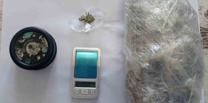 Σύλληψη δύο ατόμων στους Αγίους Θεοδώρους για κατοχή ηρωίνης και ναρκωτικών ουσιών