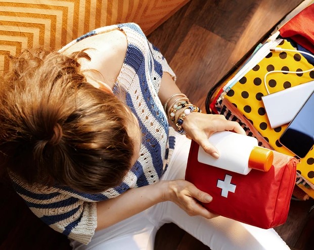 Πρόστιμο 30 ευρώ για όσους δεν το έχουν μέσα στο αμάξι τους. Νέοι κανόνες μπαίνουν από την 18η Ιουνίου στους οδηγούς αυτοκ