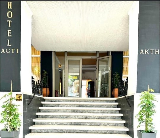 ΛΟΥΤΡΑΚΙ: Το ξενοδοχείο «Ακτή» ζητά προσωπικό