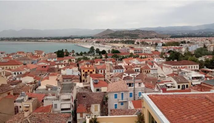 Πώς η προσμέτρηση των Airbnb αλλάζει τον χάρτη στο Ναύπλιο